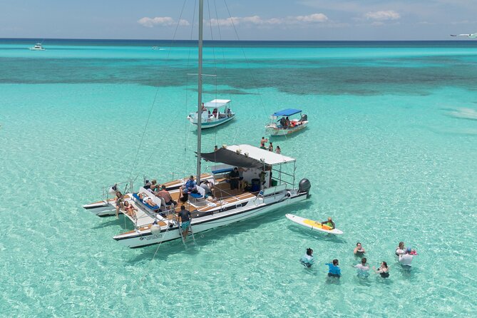 4 Hour Cozumel Turtle Sanctuary Experience on a Luxury Catamarán - A four-hour outing built around Cozumel’s reefs