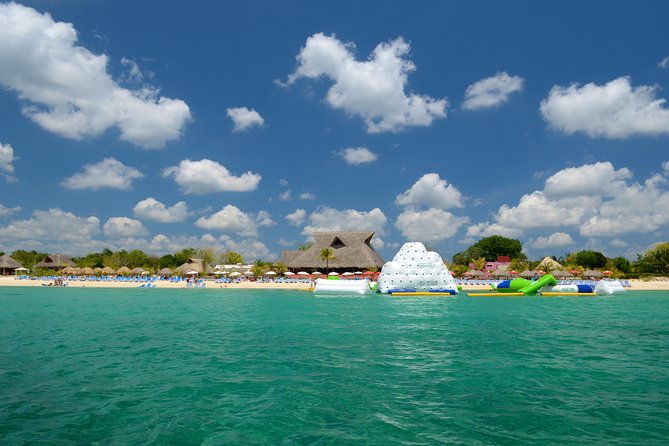 Aquatic Park at Mr. Sanchos Beach Club - How to judge the crowd and water conditions