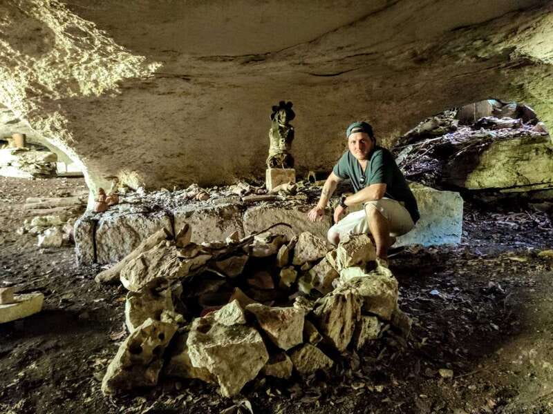 Cozumel: 5-Hour Private Caves and Ruins Tour with Lunch - Guides, Pace and Private-Group Value