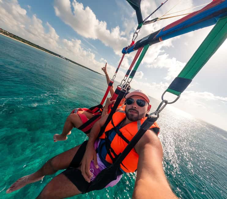 Cozumel: Best Parasailing Experience + Locker - The view begins before your feet leave the boat
