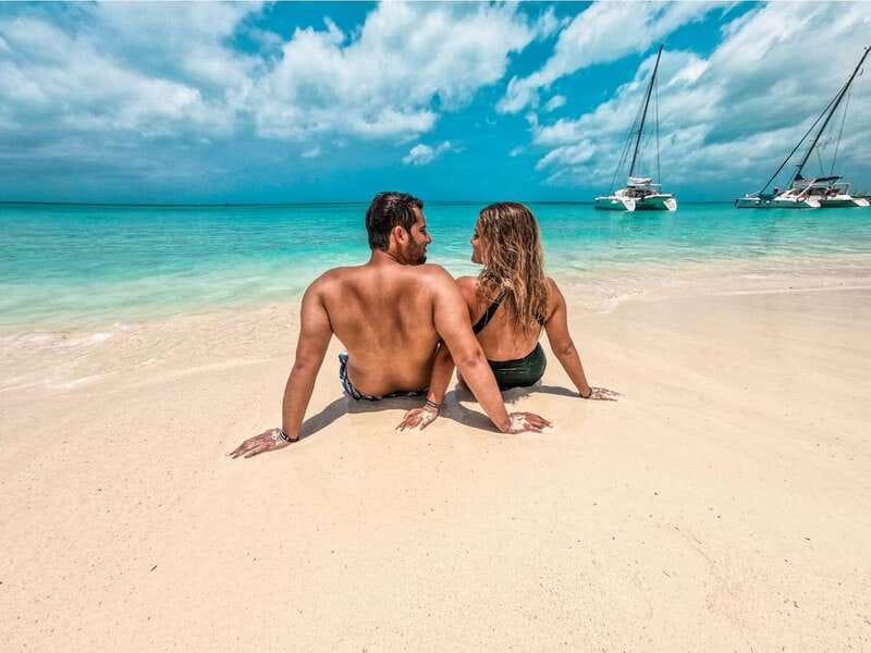 Cozumel: Catamaran Tour To Isla de la Pasión - Choosing between snorkeling, paddling, and lounging