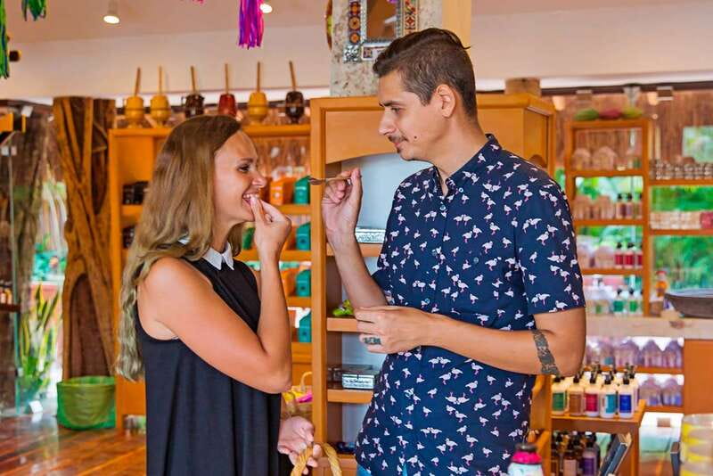 Cozumel: Chocolate Workshop at The Mayan Cacao Company - Guides who make room for questions