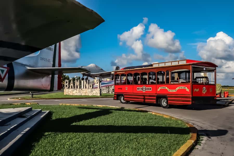 Cozumel: City Trolley Tour - A city tour with a shopping-shaped question mark