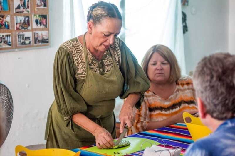 Cozumel: Cooking Class with Josefina - Timing, language, and planning