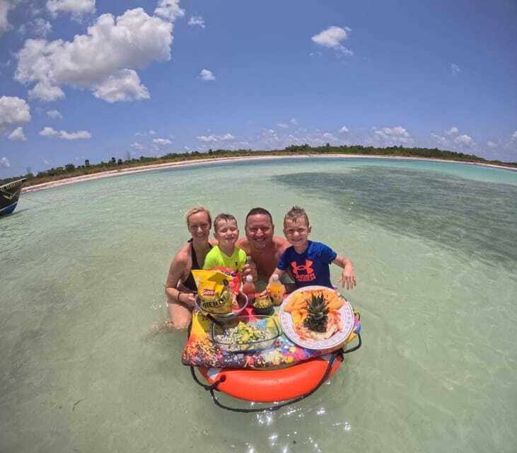 Cozumel, El Cielo: 4-Hour Private Tour - Ceviche, guacamole and a proper boat snack