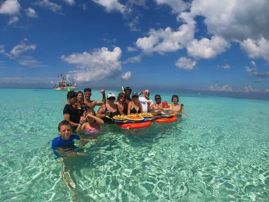 Cozumel, El Cielo: 4-Hour Shared Snorkeling Tour - El Cielito: a snack and a breather