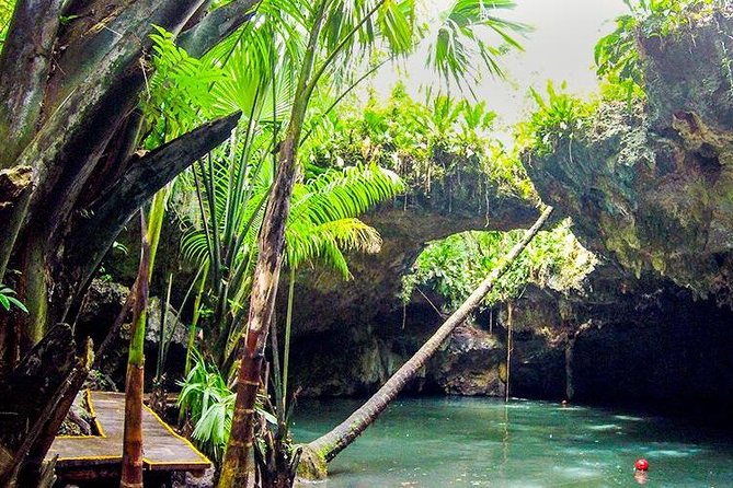 Cozumel Jeep Adventure to Jade Caverns with Lunch and Snorkel - El Cedral: a glimpse of old Cozumel