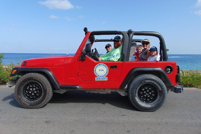 Cozumel Jeep and Snorkel Adventure with Lunch at Punta Sur Park - Mexican lunch and a little time to unwind