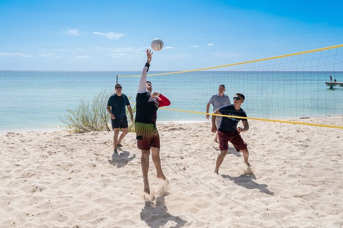 Cozumel: KUZÁ Beach Pass with Buffet, Open Bar & Activities - Check-in, then choose your patch of shade