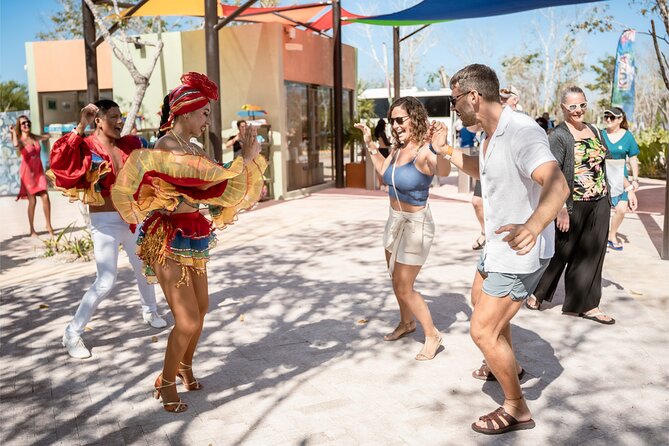 Cozumel: KUZÁ Beach Pass with Buffet, Open Bar & Activities - Optional activities can change the total