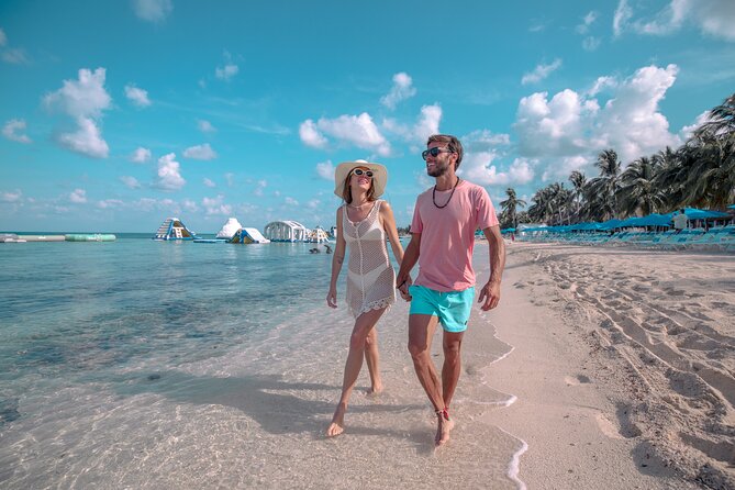 Cozumel: Paradise Beach Club All-Inclusive Day Pass - Choosing between the beach and the heated pool