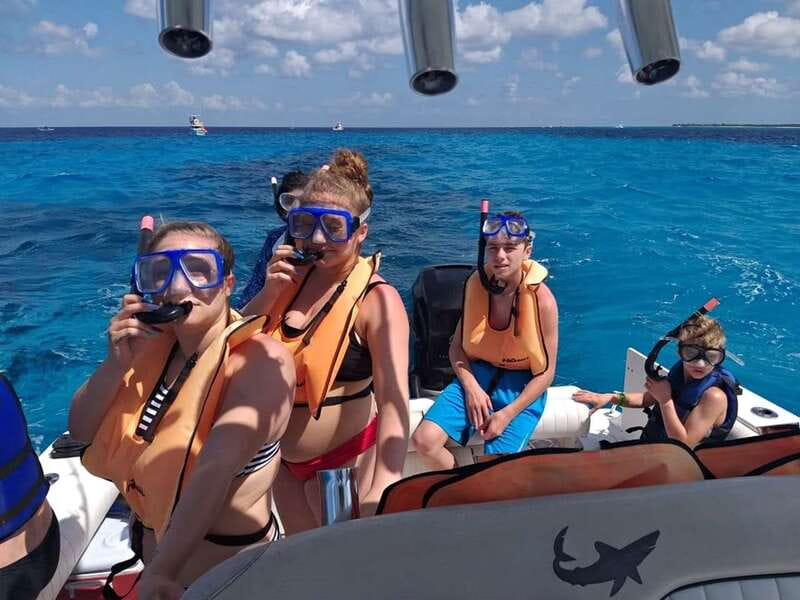 Cozumel: Private Charter Boat and Snorkel Day Trip - What to know before you book