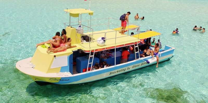 Cozumel: VIP Glass Bottom Boat & Snorkeling 3 Reefs Tour - A short ride to Cozumel’s reefs