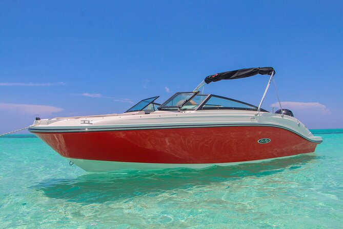 Deluxe Private Boats - 24 ft Sea Ray - Snorkeling the Cozumel reef