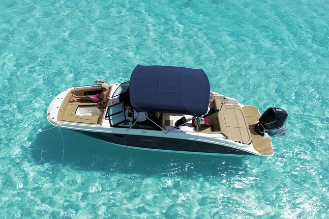 Deluxe Private Boats - 27 ft Sea Ray - Reef snorkeling away from the busiest stops