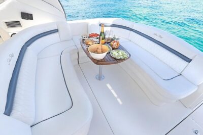 Deluxe Private Boats – 40 ft Sea Ray