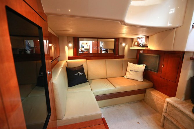 Deluxe Private Boats - 40 ft Sea Ray - A private crew and room to set the pace