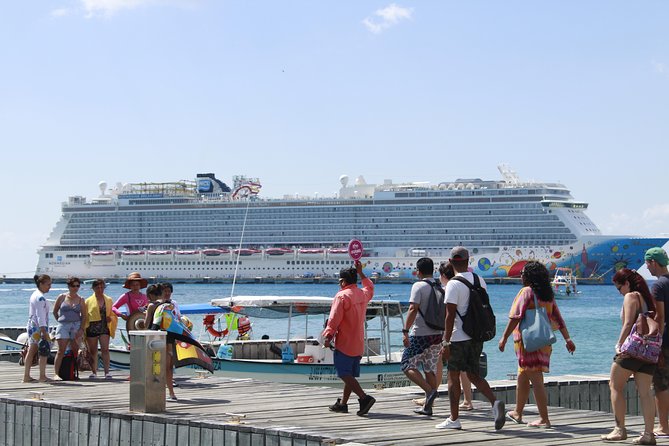 El Cielo Cozumel Snorkel tour by Catamaran - Price, group size and practical planning