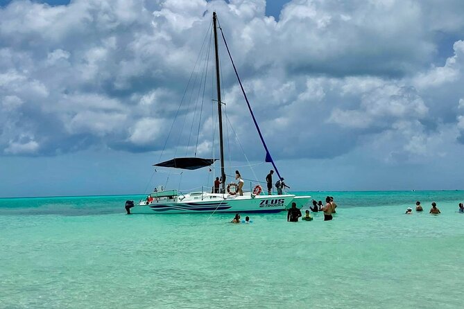 El Cielo Cozumel Snorkeling trip by Catamaran - Sun protection and practical preparation