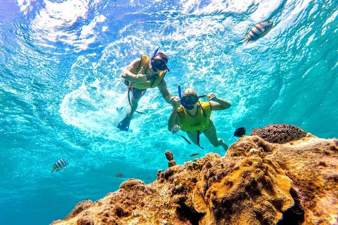 El Cielo Snorkel by Private Boat - Sun protection and the weather call