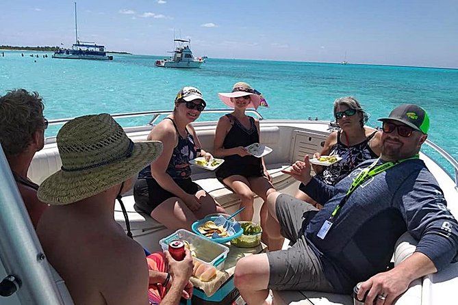 "First Lady" Private Snorkel & El Cielo Sandbar Combo - Fishing needs a clear answer before you pay