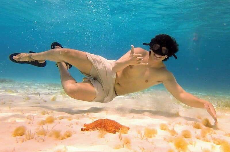 From Cozumel: 3 Reefs Boat Tour with Drinks and Snorkeling - El Cielo’s shallow water is a change of pace