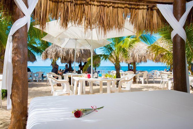Mr Sanchos Romantic Day Beach Pass for Two - What the all-inclusive food and drinks cover