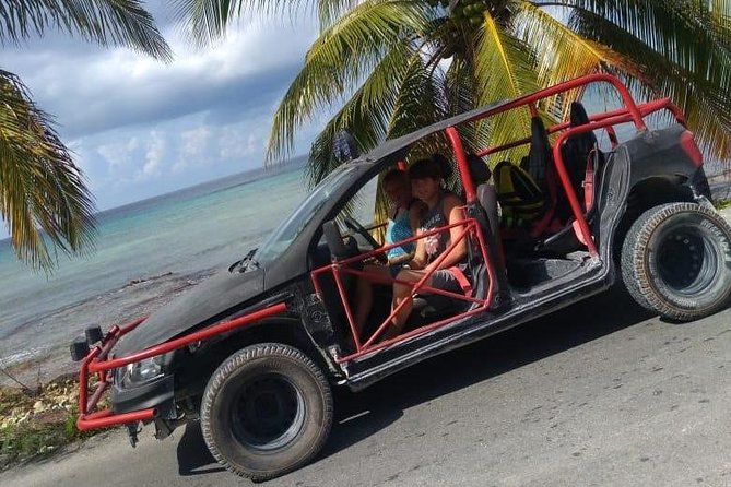 Off-Road Mayan Adventure in Cozumel with Snorkeling and Lunch - Playa Uvas: lunch, water, and a calmer finish